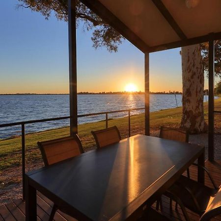 Lake Boga Caravan Park Hotel Exterior photo