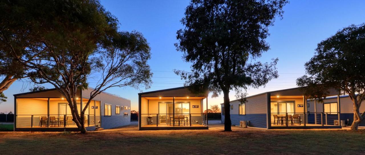 Lake Boga Caravan Park Hotel Exterior photo